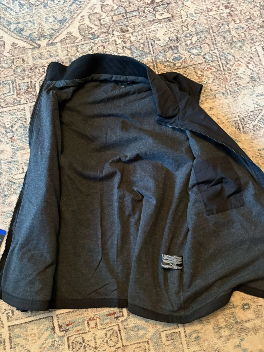NEW Banana Republic lightweight vest, Men’s Large